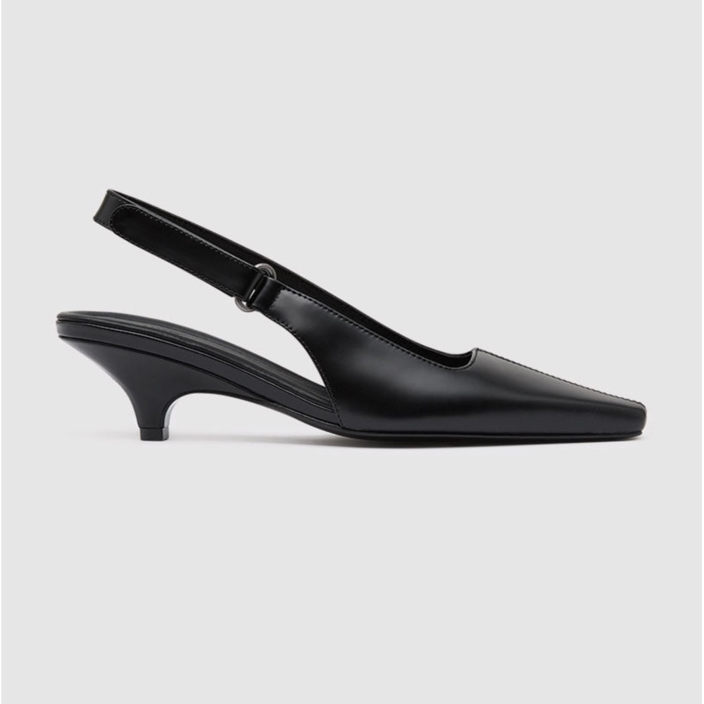 742. ST. AGNI Utility Sling Back Heel Black Leather $585 EUC Sz 40 - Picture 1 of 13